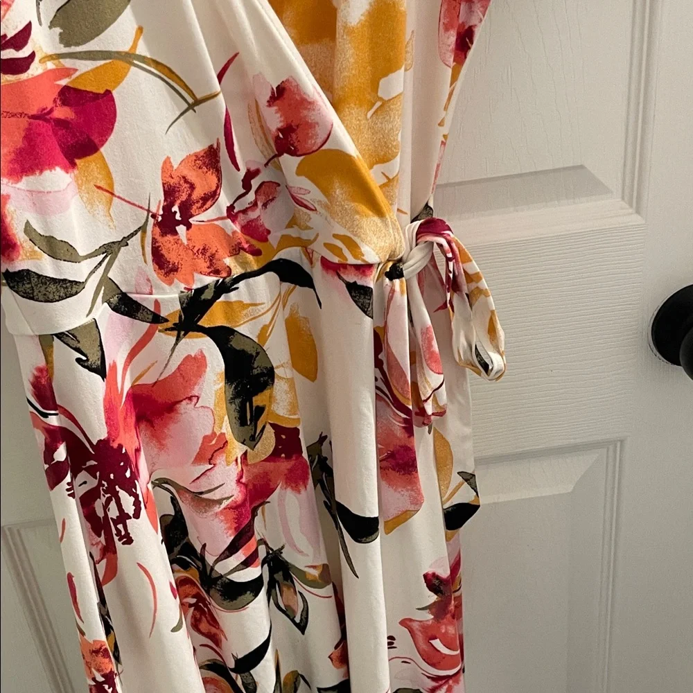 Fortune + Ivy Floral Maxi Dress - Picture 4 of 8